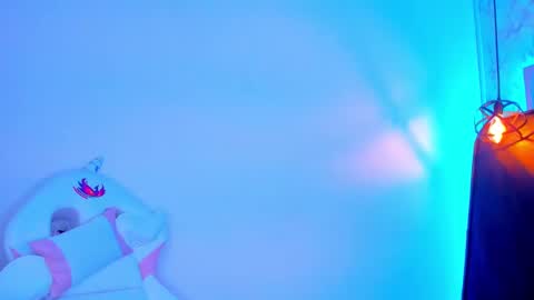 lorem_adams online show from February 19, 6:10 pm