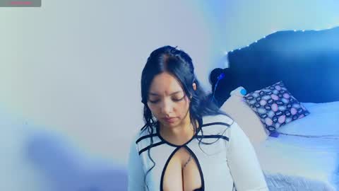 Loren online show from May 19, 10:05 pm