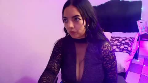 Loren online show from May 24, 1:21 am