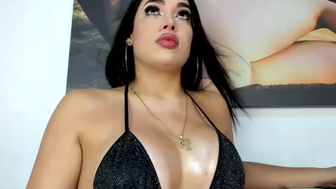 Doll Queen online show from February 10, 10:53 am