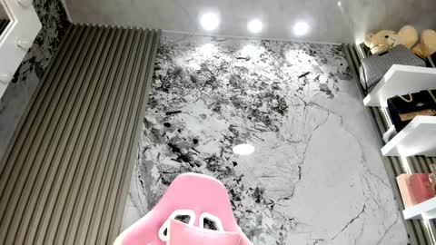 Doll Queen online show from January 7, 5:48 pm