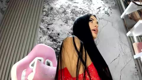 Doll Queen online show from February 25, 6:06 pm