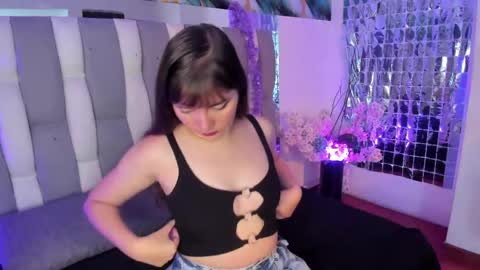 Loren   online show from June 2, 12:29 pm