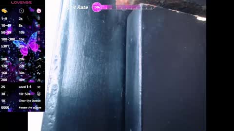 Snapshot of lorenitha_20 chatting on May 4, 4:03 pm lorenitha online show from May 4, 4:03 pm