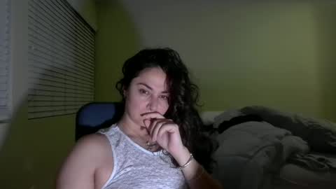 Snapshot of lorenlovely chatting on September 15, 3:28 am lorenlovely online show from September 15, 3:28 am