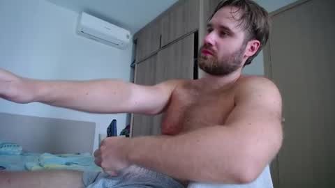 Snapshot of lorenzolux chatting on June 27, 5:56 am Lorenz online show from June 27, 5:56 am