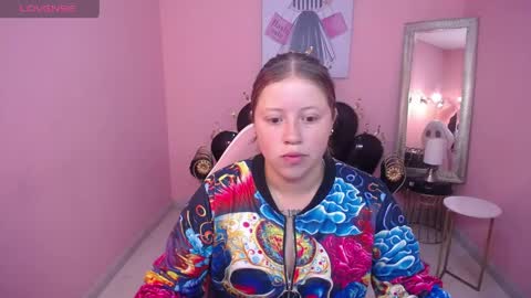 lorethe_demon online show from April 20, 12:41 pm