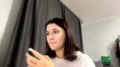 Snapshot of lorettedekay chatting on October 4, 3:21 pm Kate online show from October 4, 3:21 pm