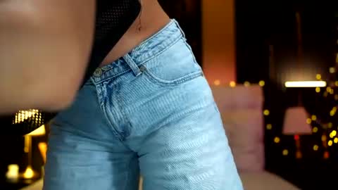 LoretteLorena online show from August 1, 4:12 am