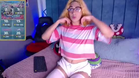 Snapshot of lorettmatthew chatting on November 16, 6:08 am LorettMatthew online show from November 16, 6:08 am