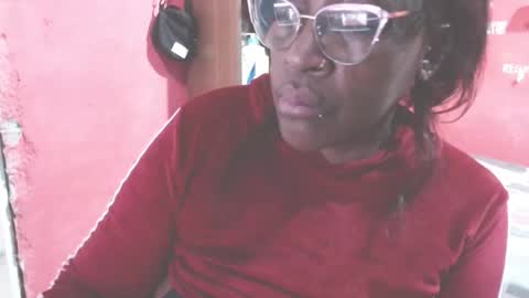 loretybighot online show from February 20, 6:30 pm