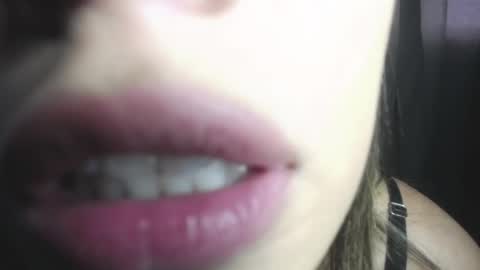 lorexxw online show from June 5, 6:46 pm