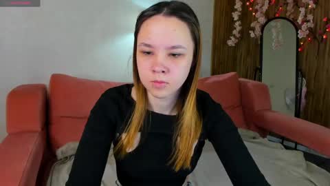 LORI online show from April 30, 1:12 am