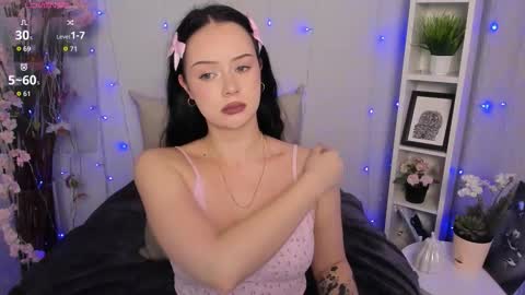 Lori online show from February 26, 3:16 am