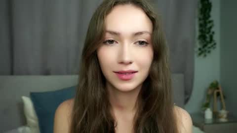 Snapshot of loriamarzinske chatting on September 24, 10:13 pm Naomi online show from September 24, 10:13 pm