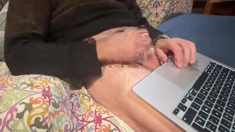 Snapshot of lorian7 chatting on November 17, 4:18 am Lorian7 online show from November 17, 4:18 am