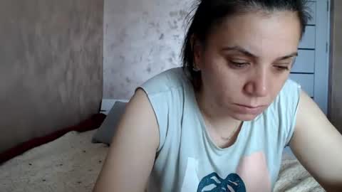 Snapshot of lorragrey chatting on June 22, 6:10 am LorraGrey online show from June 22, 6:10 am
