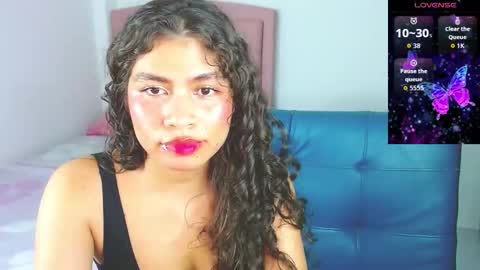 Snapshot of lorraine_rosse chatting on November 15, 7:27 am lorraine online show from November 15, 7:27 am