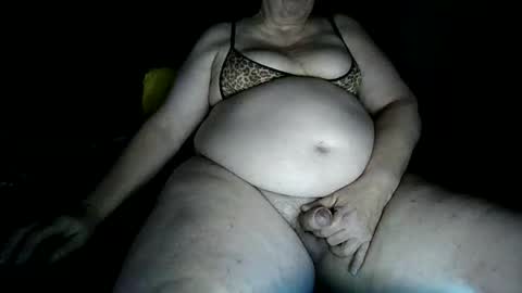 Lory online show from December 2, 4:18 am