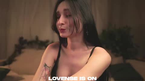 Jess online show from January 11, 2:33 pm