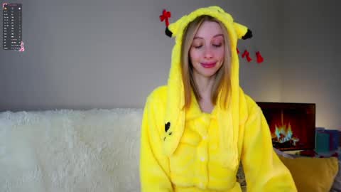 Jess online show from May 3, 3:34 am