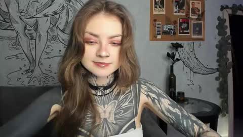 lostallice online show from February 14, 4:09 am