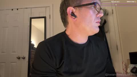 Snapshot of lostandlonelysoul chatting on November 3, 5:20 am Hazemir online show from November 3, 5:20 am