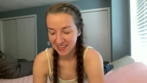 lothlori online show from March 15, 1:28 pm