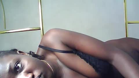 lotty_lavilla online show from June 17, 7:22 am