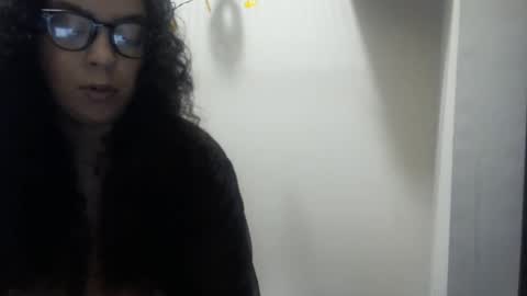 Jasmine online show from October 5, 6:01 am