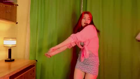 Riley online show from November 5, 6:52 pm