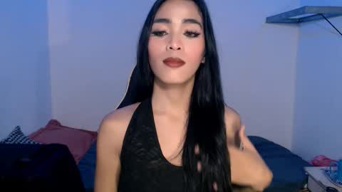 loud_princess online show from December 2, 2:01 pm