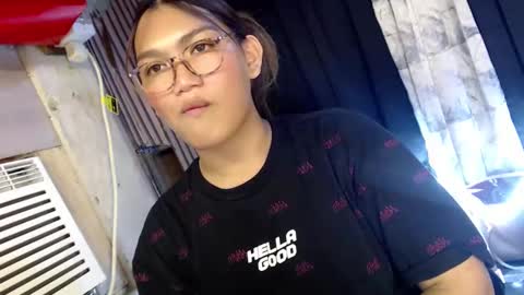 Sweet   online show from December 19, 11:07 am