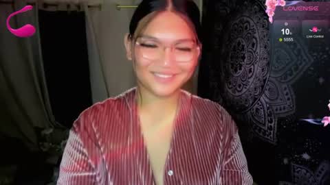Sweet   online show from June 13, 2:59 pm