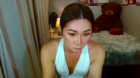 Snapshot of louie_sexy chatting on January 2, 3:29 pm Cathy online show from January 2, 3:29 pm