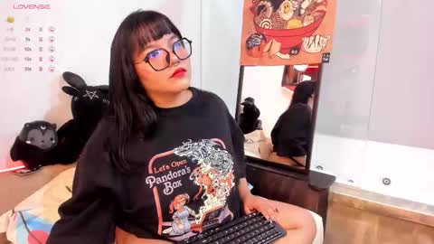   online show from October 20, 4:51 pm