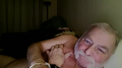 louis_chokdee online show from November 21, 5:55 pm