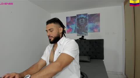 louis_marley_ online show from December 29, 3:00 am