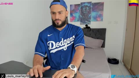 louis_marley_ online show from January 13, 3:58 pm