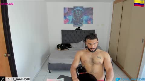 louis_marley_ online show from February 19, 9:58 pm