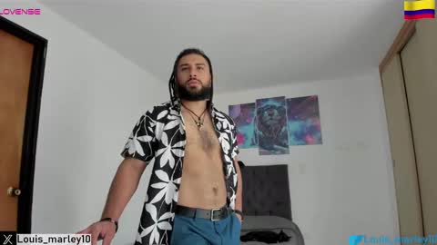 louis_marley_ online show from September 13, 3:34 pm