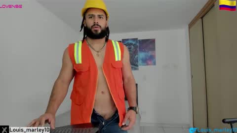 louis_marley_ online show from October 18, 7:58 pm