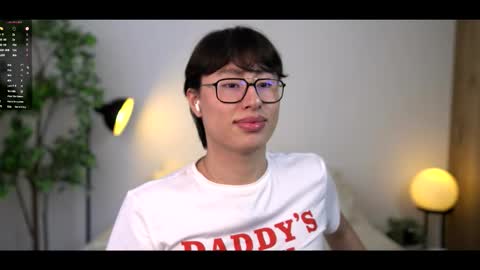 Snapshot of louis_zh chatting on February 2, 9:57 pm Louis online show from February 2, 9:57 pm