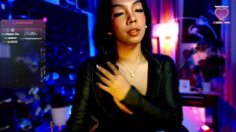 Louisa online show from June 26, 3:44 am