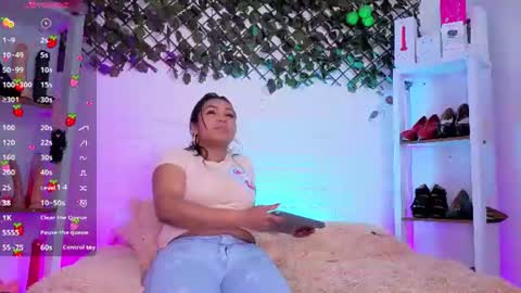  LouIse  online show from June 30, 6:42 pm