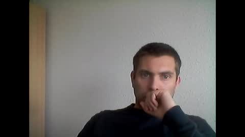 Snapshot of loulo67 chatting on April 28, 1:38 pm loulo67 online show from April 28, 1:38 pm