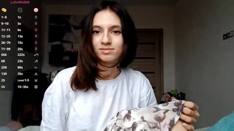 EVA online show from November 27, 7:10 am