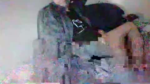 love2benaked686290 online show from May 6, 7:13 am
