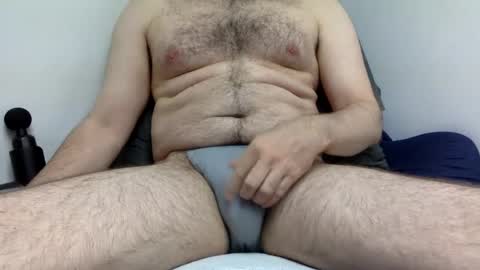 Snapshot of love_a_big_booty chatting on July 25, 12:31 am love_a_big_booty online show from July 25, 12:31 am