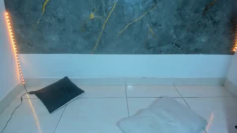 --  allison -- online show from March 8, 2:26 am